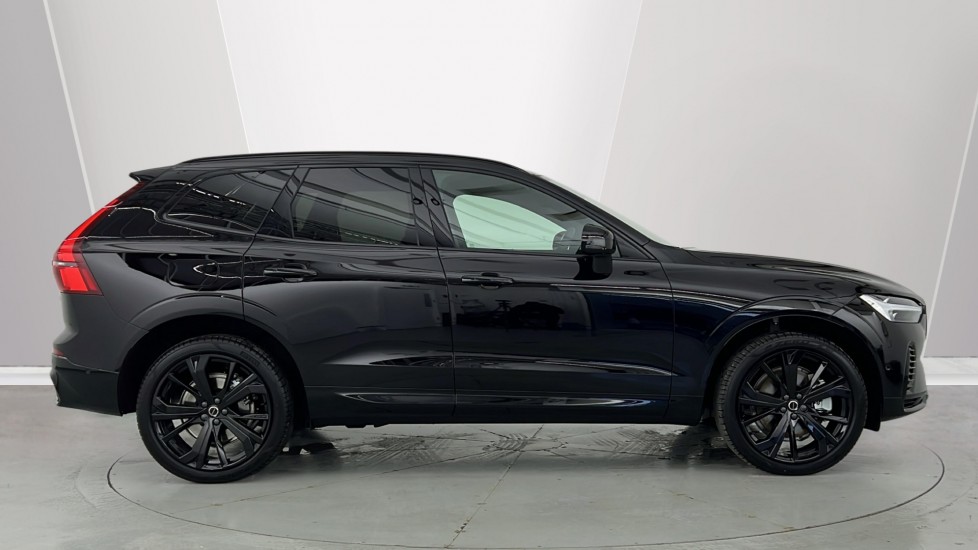 Used Volvo XC60 2025 for sale - 77205612: Photo 3