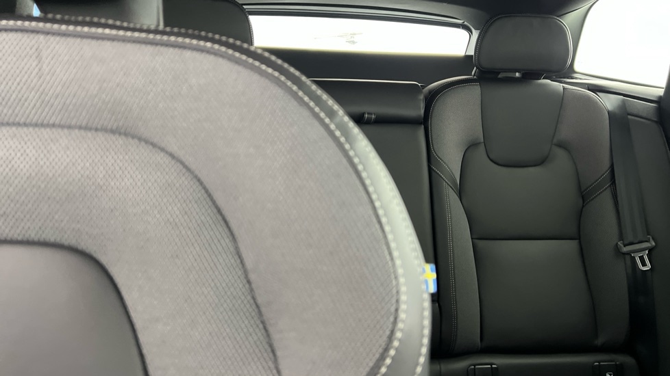 Used Volvo XC60 2025 for sale - 77205612: Photo 37