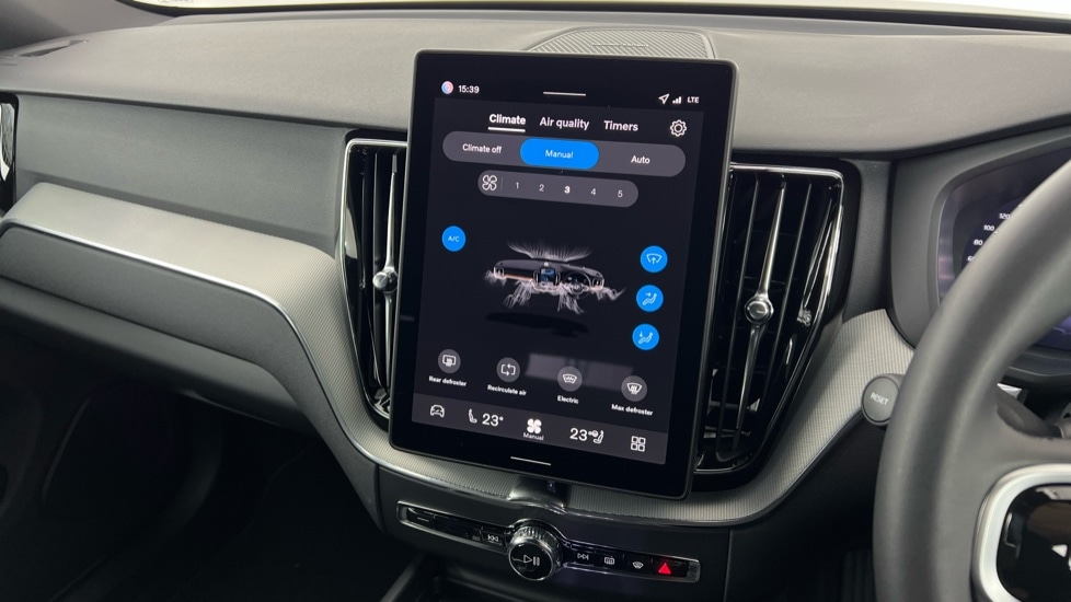 Used Volvo XC60 2025 for sale - 77205612: Photo 47