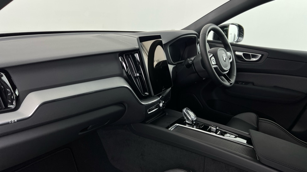 Used Volvo XC60 2025 for sale - 77205612: Photo 58
