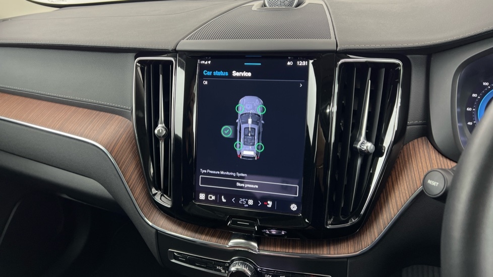 Used Volvo XC60 2023 for sale - 76788149: Photo 14