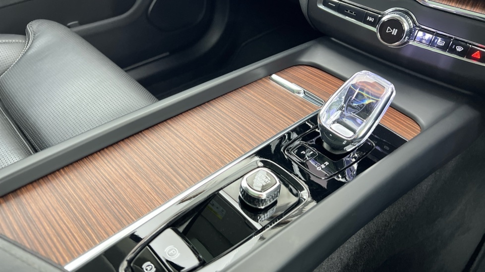 Used Volvo XC60 2023 for sale - 76788149: Photo 25