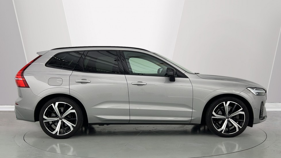 Used Volvo XC60 2023 for sale - 76788149: Photo 3