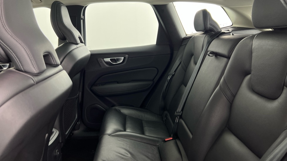 Used Volvo XC60 2023 for sale - 77193554: Photo 33