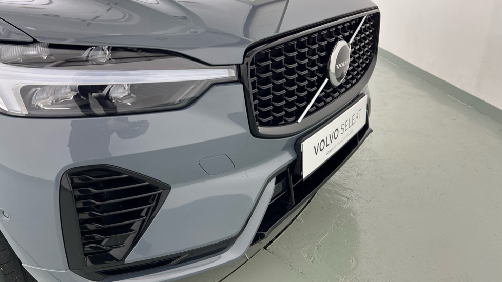 Used Volvo XC60 2023 for sale - 77193554: Photo 65
