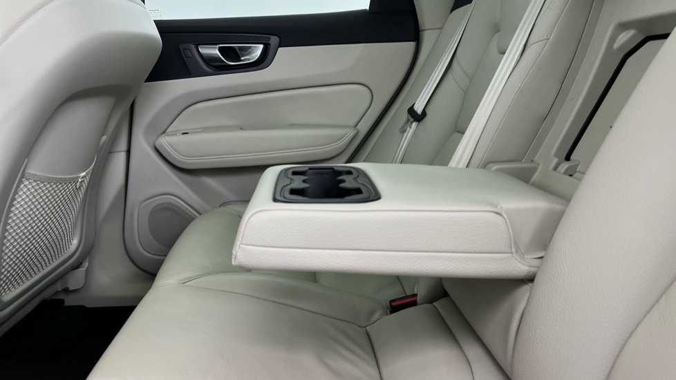 Used Volvo XC60 2025 for sale - 76888705: Photo 34