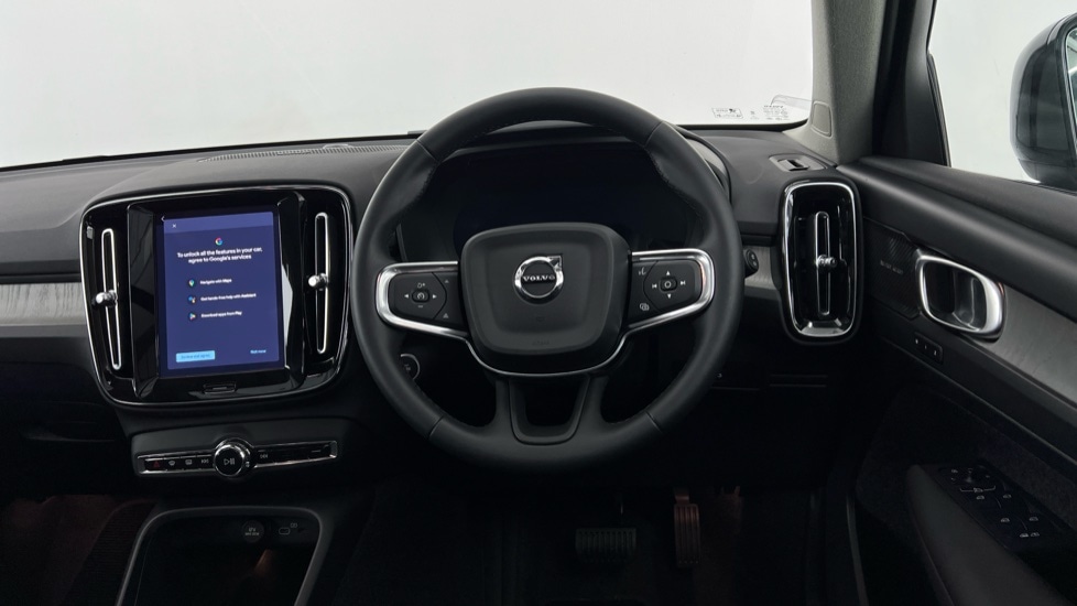 Used Volvo XC40 2024 for sale - 77122580: Photo 10