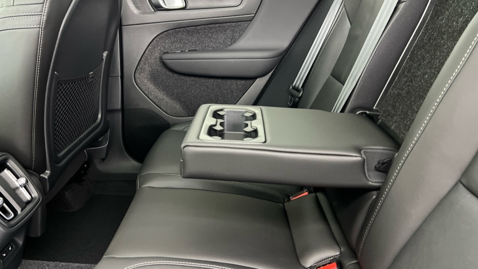 Used Volvo XC40 2024 for sale - 77122580: Photo 34