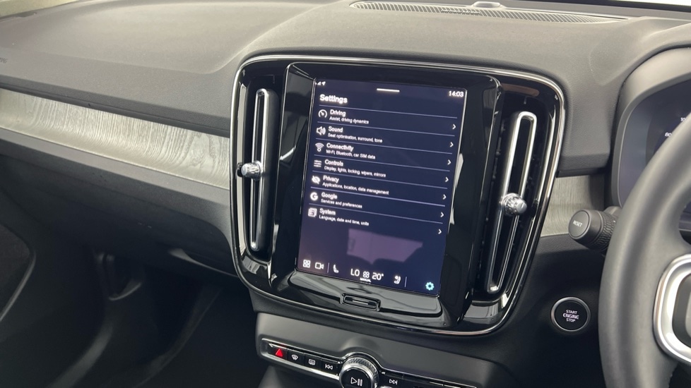 Used Volvo XC40 2025 for sale - 78128939: Photo 17