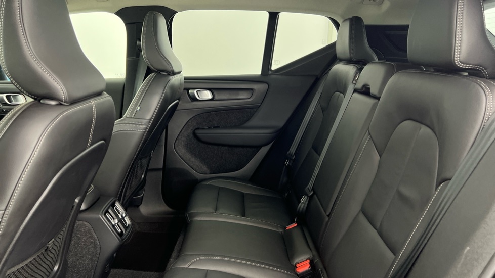 Used Volvo XC40 2025 for sale - 78128939: Photo 33