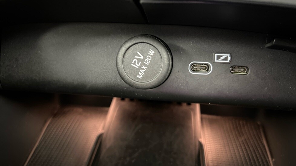 Used Volvo XC40 2025 for sale - 78128939: Photo 51