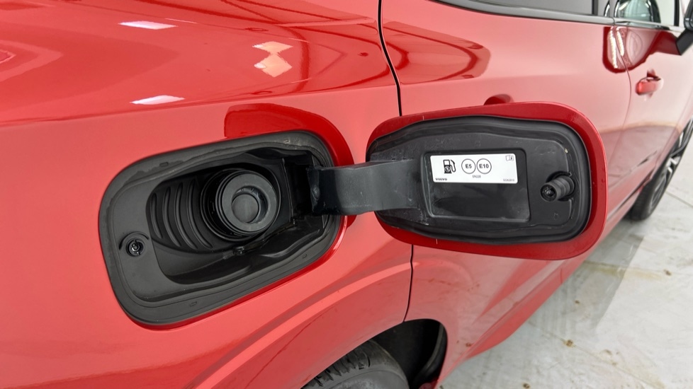 Used Volvo XC60 2024 for sale - 76528869: Photo 16