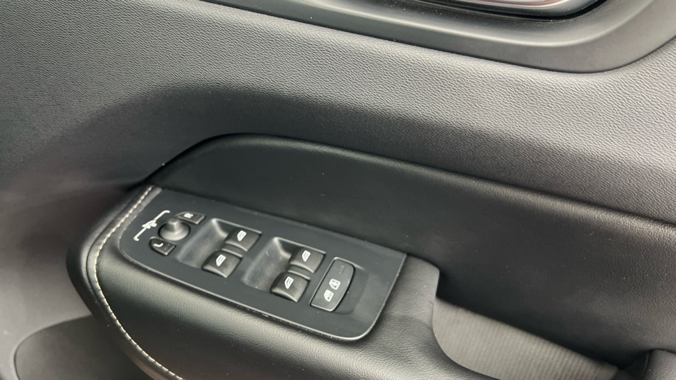 Used Volvo XC60 2024 for sale - 76528869: Photo 24