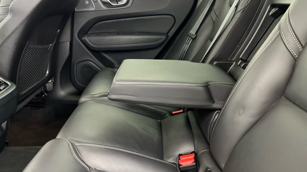 Used Volvo XC60 2024 for sale - 76528869: Photo 34