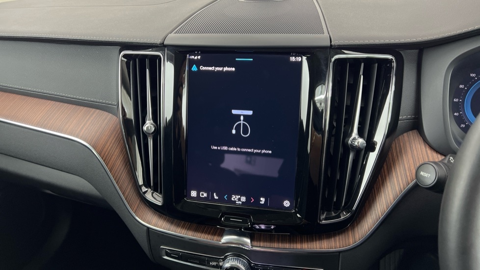 Used Volvo XC60 2024 for sale - 76528869: Photo 42