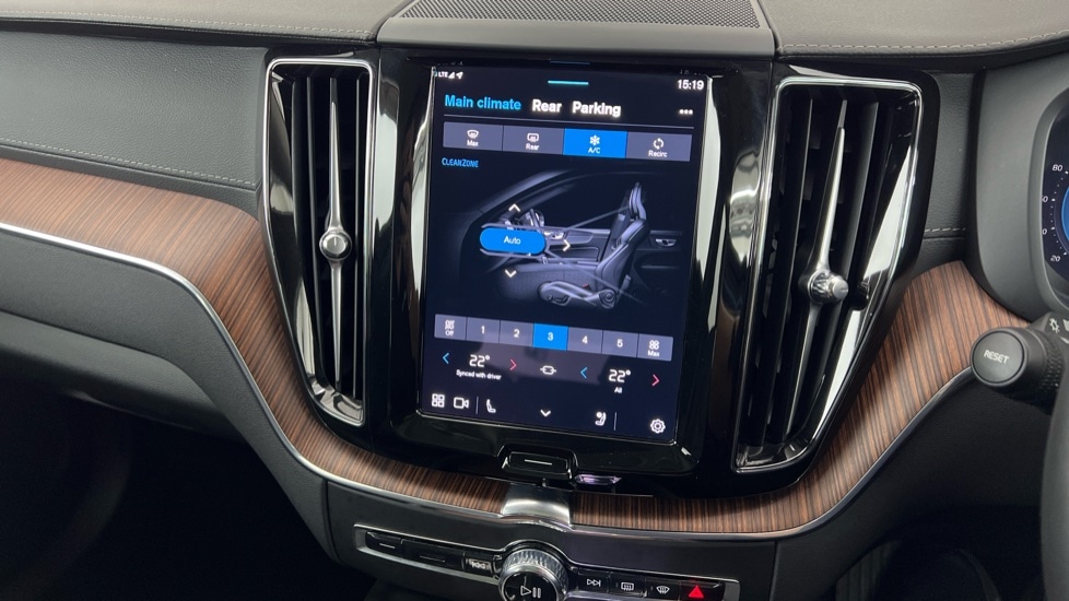 Used Volvo XC60 2024 for sale - 76528869: Photo 46