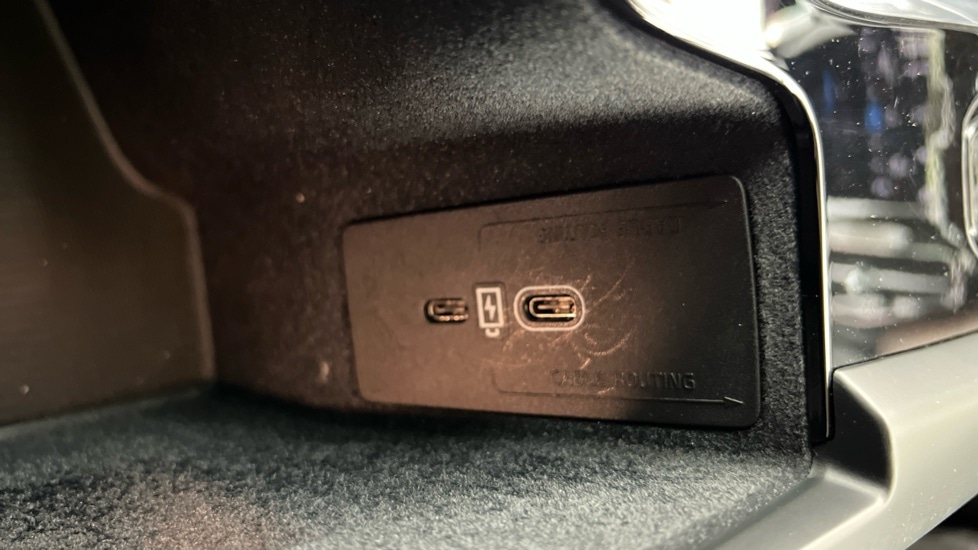 Used Volvo XC60 2024 for sale - 76528869: Photo 48