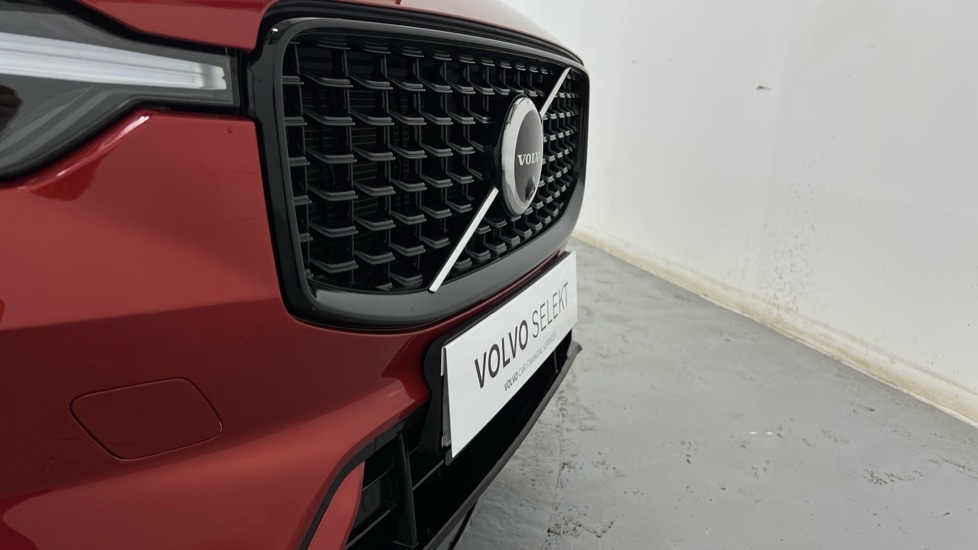 Used Volvo XC60 2024 for sale - 76528869: Photo 58