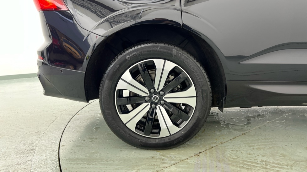 Used Volvo XC60 2025 for sale - 77133939: Photo 9