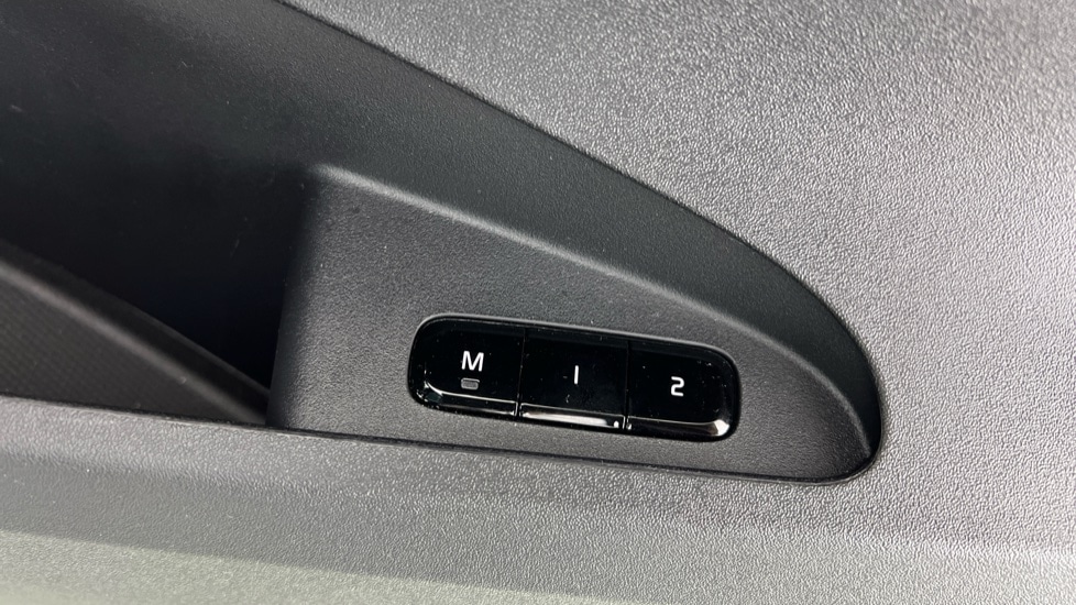 Used Polestar Polestar 2 2025 for sale - 76842177: Photo 39