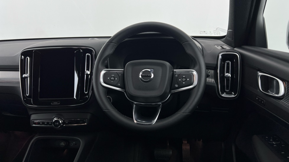 Used Volvo XC40 2024 for sale - 76888814: Photo 10