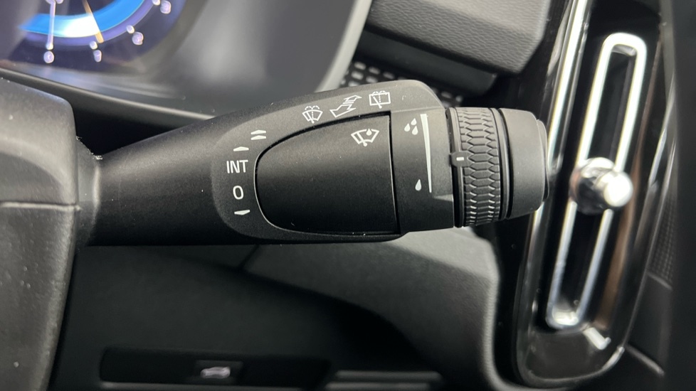 Used Volvo XC40 2024 for sale - 76888814: Photo 23