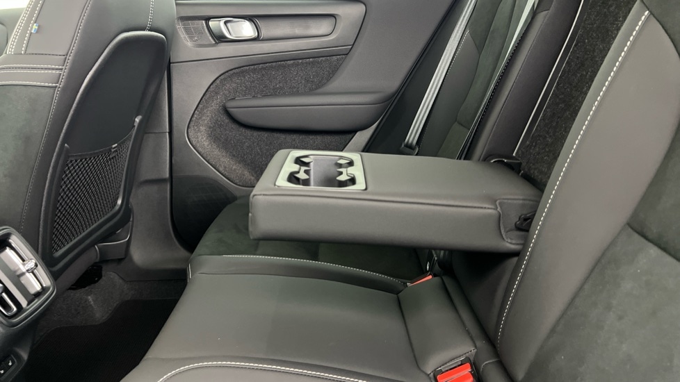 Used Volvo XC40 2024 for sale - 76888814: Photo 34