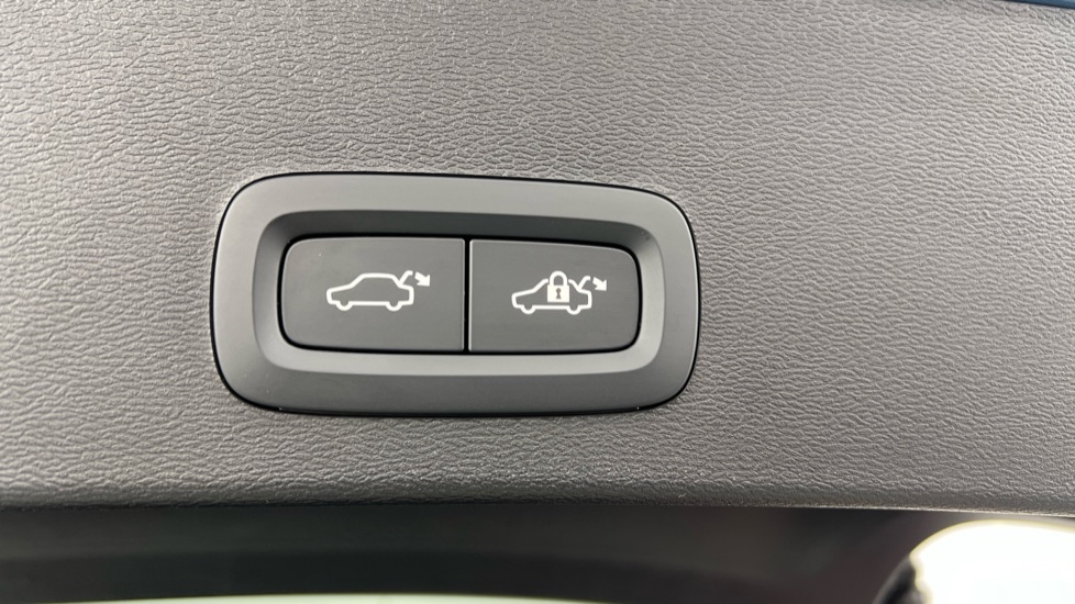 Used Volvo XC40 2024 for sale - 76888814: Photo 35