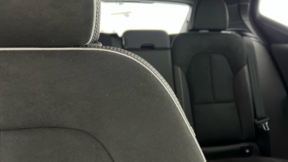 Used Volvo XC40 2024 for sale - 76888814: Photo 37