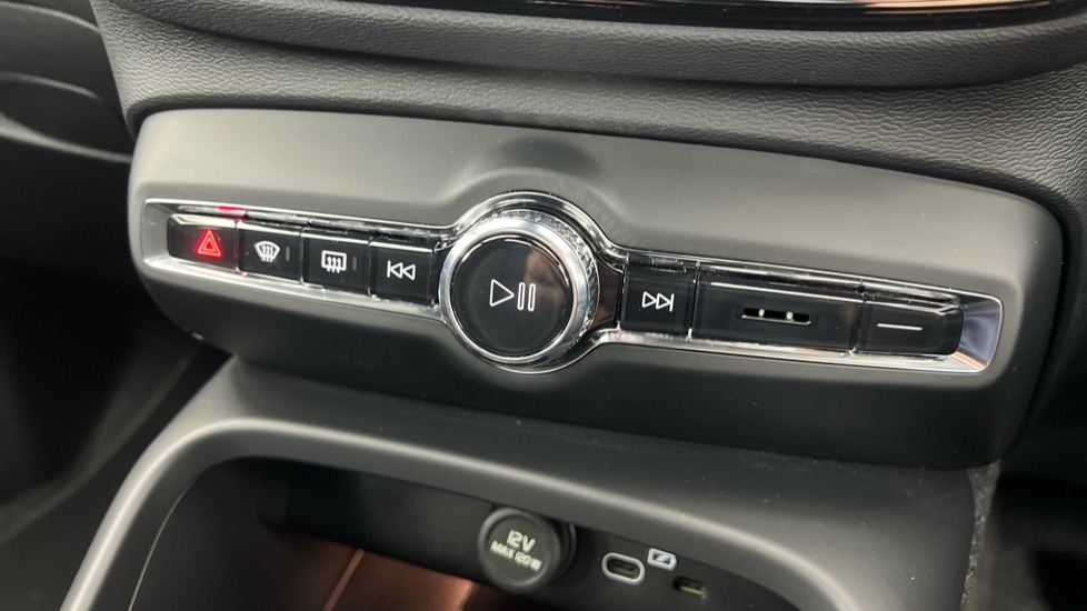 Used Volvo XC40 2024 for sale - 76888814: Photo 47