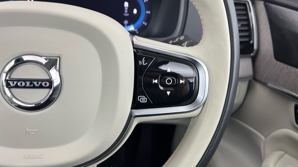 Used Volvo XC90 2023 for sale - 77532014: Photo 22