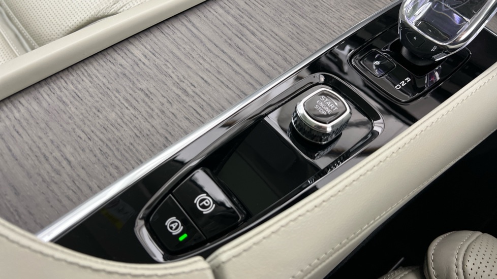 Used Volvo XC90 2023 for sale - 77532014: Photo 27