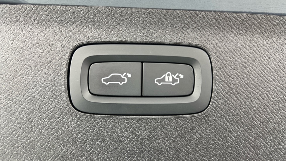 Used Volvo XC90 2023 for sale - 77532014: Photo 35