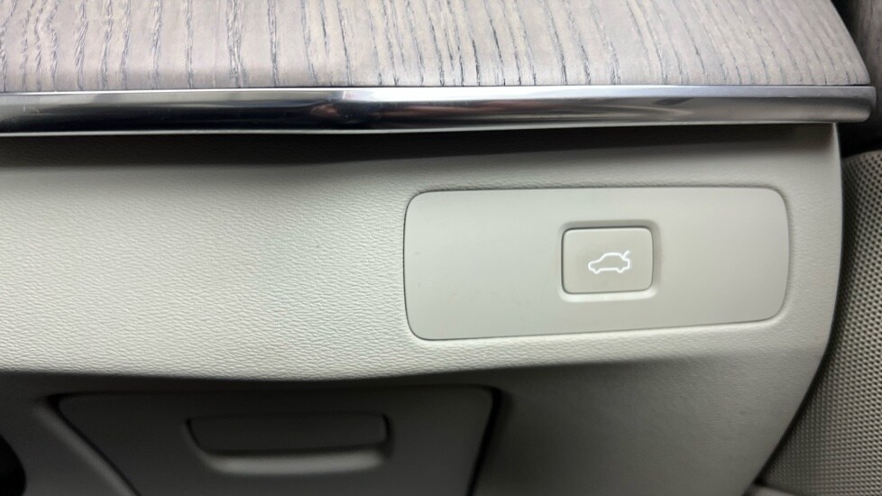 Used Volvo XC90 2023 for sale - 77532014: Photo 55