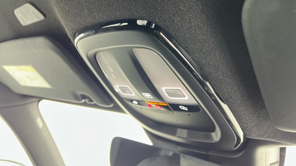 Used Volvo XC40 2025 for sale - 77111535: Photo 28