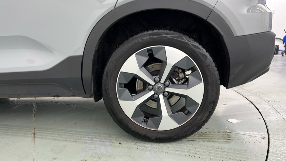 Used Volvo XC40 2025 for sale - 77111535: Photo 63