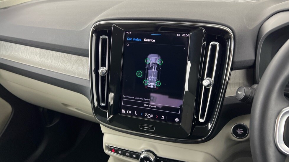 Used Volvo XC40 2022 for sale - 76350868: Photo 14