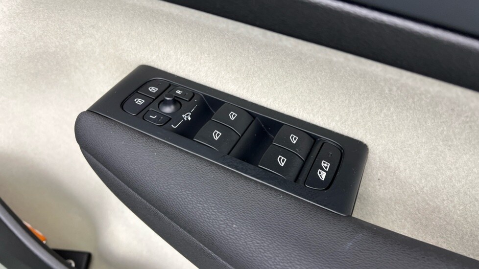 Used Volvo XC40 2022 for sale - 76350868: Photo 24