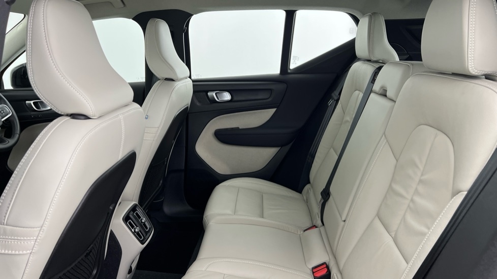 Used Volvo XC40 2022 for sale - 76350868: Photo 33