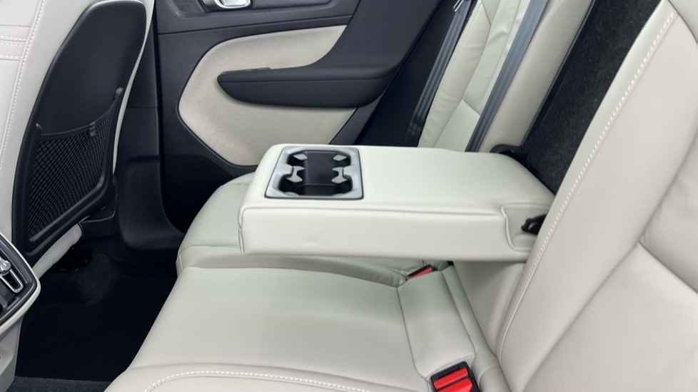 Used Volvo XC40 2022 for sale - 76350868: Photo 34