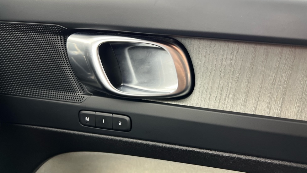 Used Volvo XC40 2022 for sale - 76350868: Photo 45