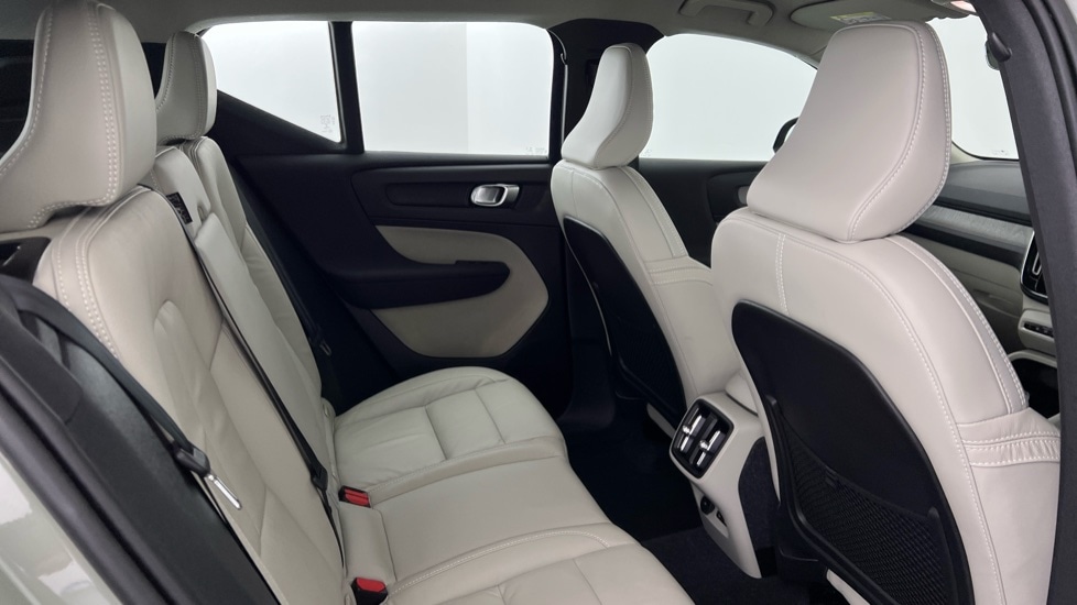 Used Volvo XC40 2022 for sale - 76350868: Photo 6