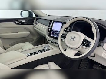Used Volvo XC60 2022 for sale - 79044846: Photo