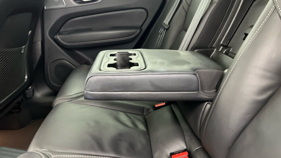 Used Volvo XC60 2025 for sale - 77739898: Photo 34