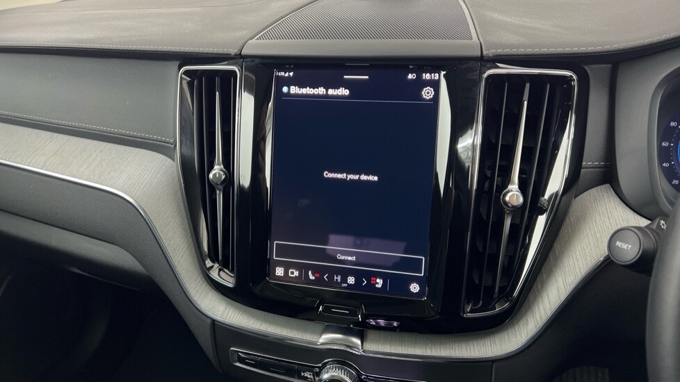 Used Volvo XC60 2025 for sale - 77739898: Photo 42