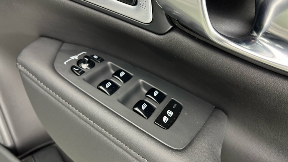 Used Volvo V90 2025 for sale - 77706392: Photo 24