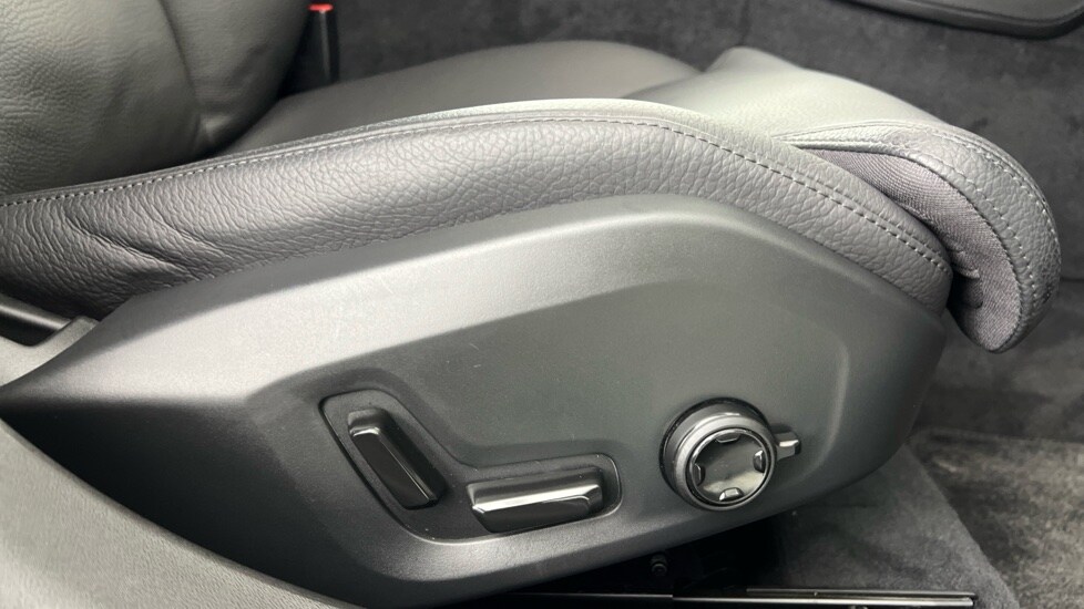 Used Volvo V90 2025 for sale - 77706392: Photo 30