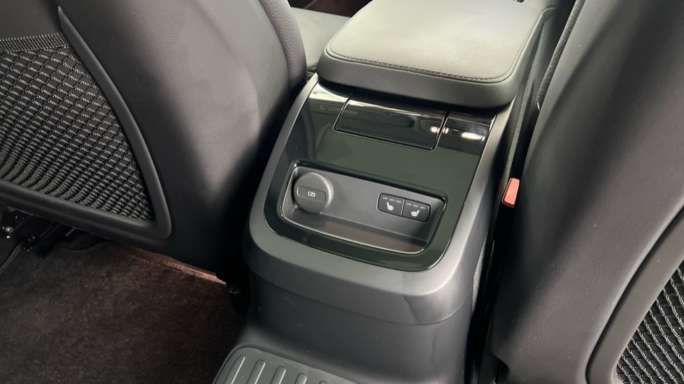 Used Volvo V90 2025 for sale - 77706392: Photo 40