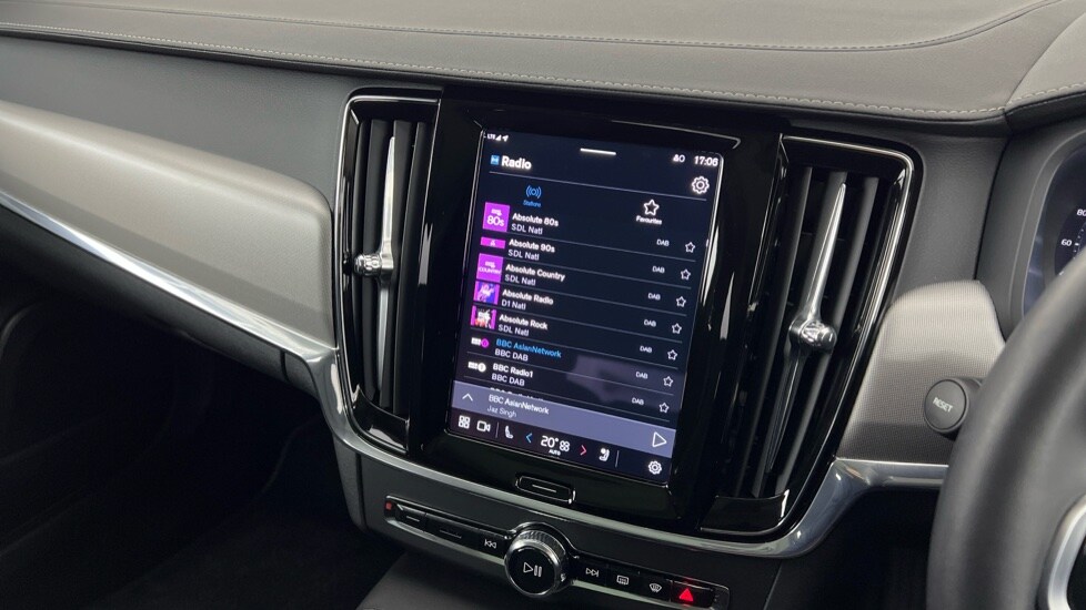 Used Volvo V90 2025 for sale - 77706392: Photo 43