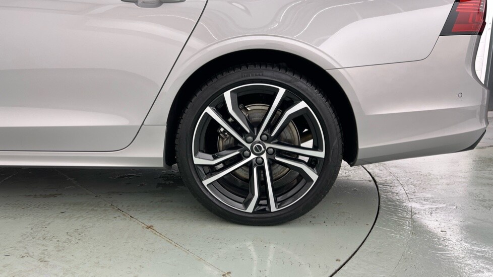 Used Volvo V90 2025 for sale - 77706392: Photo 61